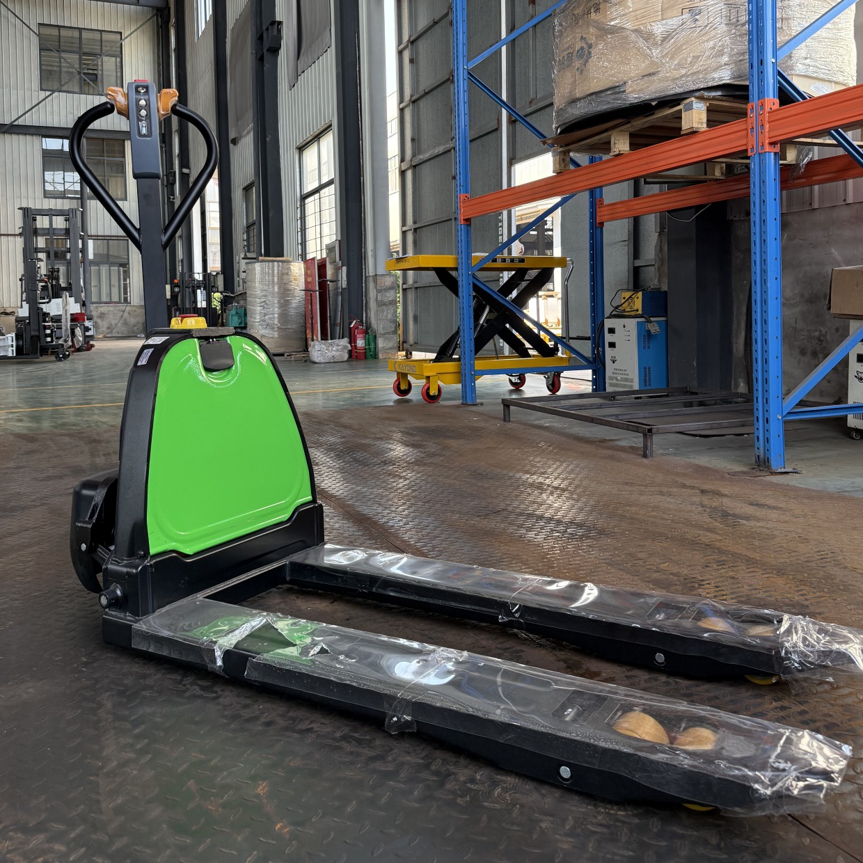 1.5 Ton Compact Electric Stacker Truck Powerful Electric Forklift for Warehouses Repair Shops Printing Shops